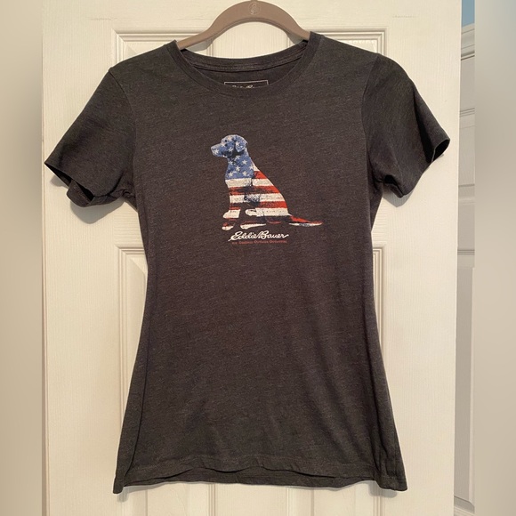 Eddie Bauer Tops - EDDIE BAUER women’s graphic t-shirt classic flag dog size:small